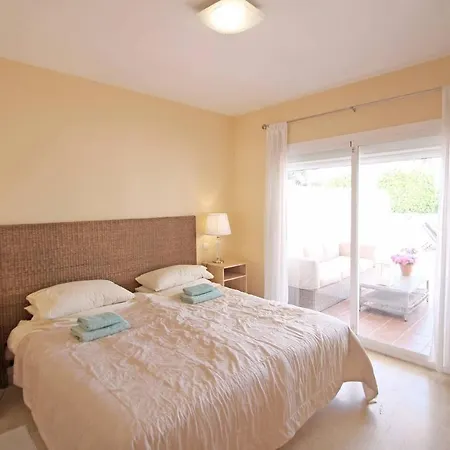 Luxury, Spacious 2 Bed * Estepona