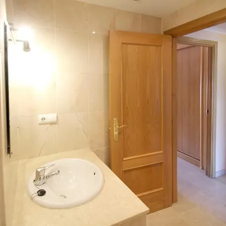 Luxury, Spacious 2 Bed Estepona