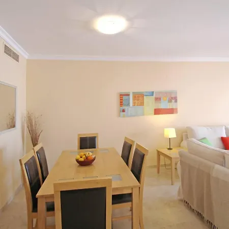 Luxury, Spacious 2 Bed Эстепона